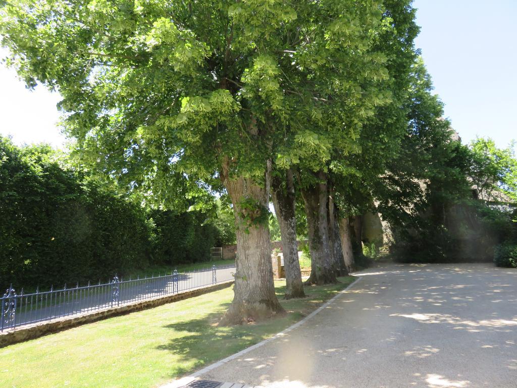Les Quatre Saisons Bed and Breakfast Moitron-sur-Sarthe Exterior foto